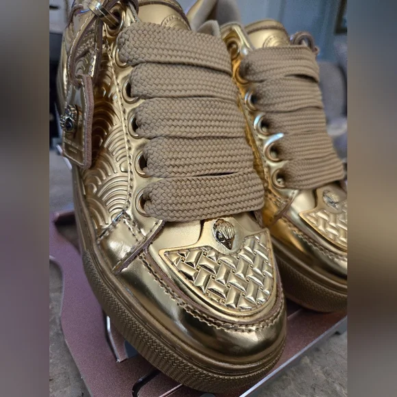 Kurt Geiger London Southbank Tag Platform Sneakers in metallic gold.  Size 37 - Picture 3 of 12